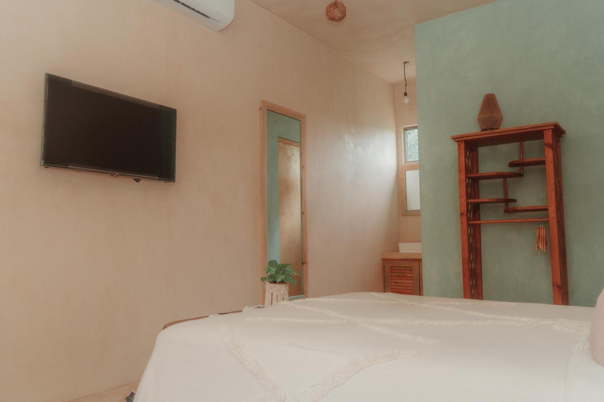 Che Valladolid Hostel & Bar Adults Only Room photo
